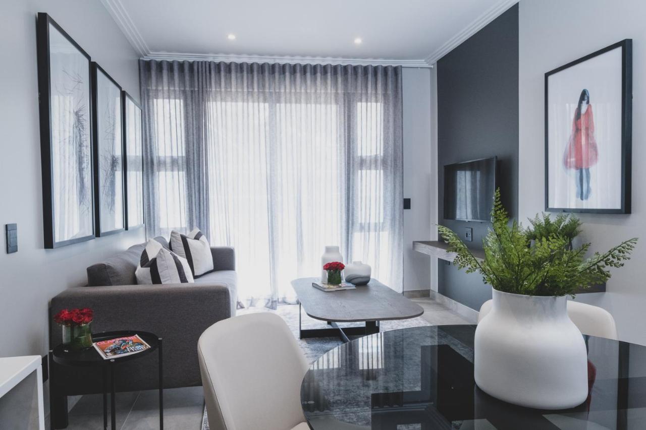 The Catalyst Apartment Hotel By Newmark Johannesburg Luaran gambar