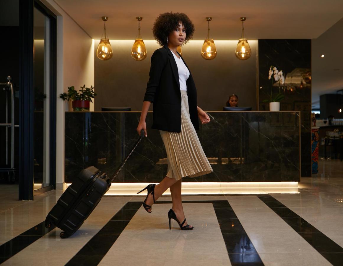 The Catalyst Apartment Hotel By Newmark Johannesburg Luaran gambar