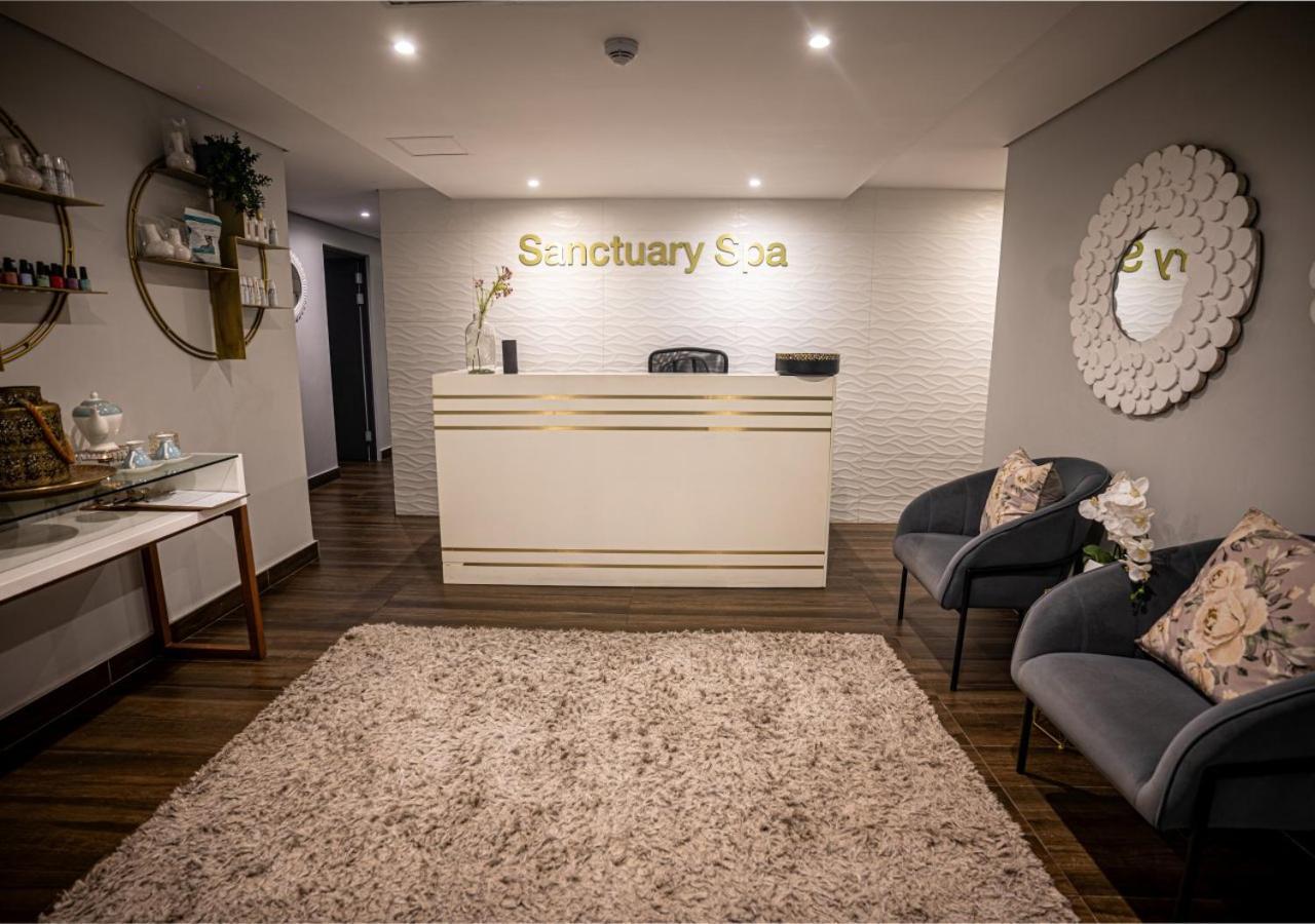 The Catalyst Apartment Hotel By Newmark Johannesburg Luaran gambar