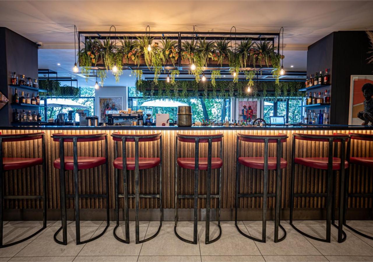The Catalyst Apartment Hotel By Newmark Johannesburg Luaran gambar